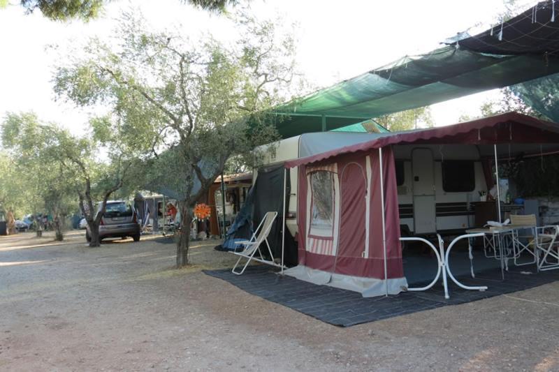 Camping Fontana Delle Rose Mattinata Eksteriør bilde